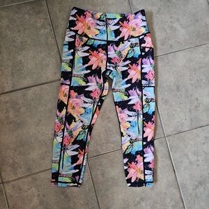 CVG Dragonfly Capri Leggings